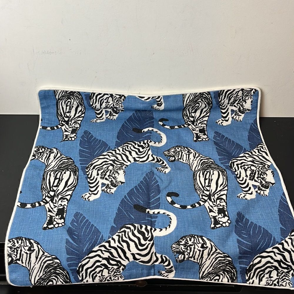 William Sonoma Tropical Print Embroidery Novel